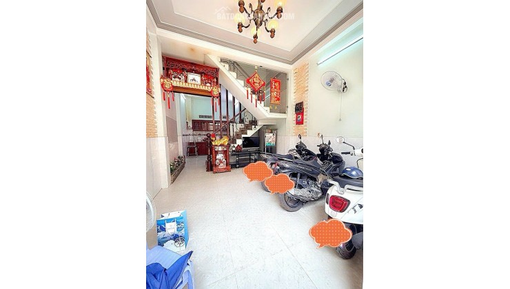 Gần ngã tư bốn xã - 4 tầng - 4 phòng ngủ - sát Tân phú - nhỉnh 4.9 tỷ (tl)