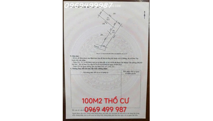 Vợ Chồng em cần tiền xây nhà nên muốn bán lô đất mới mua năm ngoái (đã có sổ).Diện tích 100m2 thổ cư đường 3 ô tô đi .Gần  trường Đại học FPT và khu
