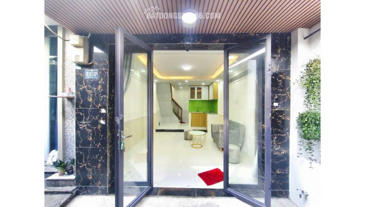 Nhà sát Tân Phú - ngay Bốn Xã - chỉ 3.2 tỷ(tl) - 2 tầng - 2 phòng ngủ - nhà mới vào ở ngay