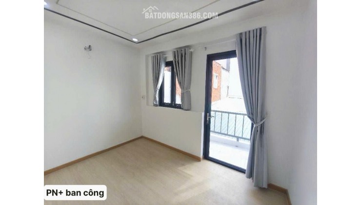 Nhà sát Tân Phú - ngay Bốn Xã - chỉ 3.2 tỷ(tl) - 2 tầng - 2 phòng ngủ - nhà mới vào ở ngay