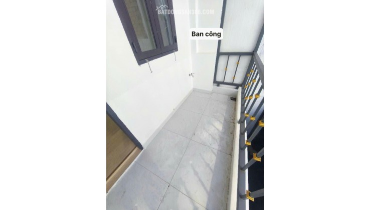 Nhà sát Tân Phú - ngay Bốn Xã - chỉ 3.2 tỷ(tl) - 2 tầng - 2 phòng ngủ - nhà mới vào ở ngay