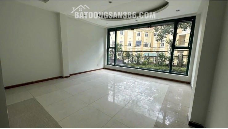 Cho thuê nhà mặt tiền 8 phòng Phạm Ngọc Thạch phường 6 Đà Lạt