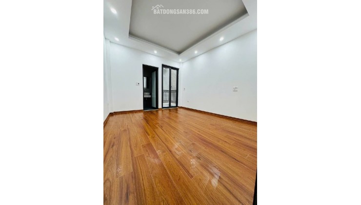 NHÀ PHỐ VŨ NGỌC PHAN 5.5 TẦNG THANG MÁY_30M RA Ô TÔ_NGÕ NÔNG THÔNG_NHÀ MỚI ĐẸP VỀ Ở NGAY, hơn 7 tỷ