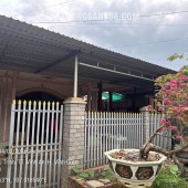 BÁN ĐẤT TẶNG NHÀ CẤP 4 TẠI ĐỒNG NAI. DT 372,1 M2. SHR. GIÁ BÁN 25XX. LH:0965156765.