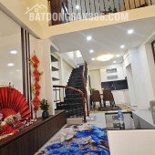 Nhà Tây Hồ – Lạc Long Quân – Lô Góc 2 Mặt Thoáng – Ngõ Thông – Khu Đáng Sống - Giá 10.5 Tỷ