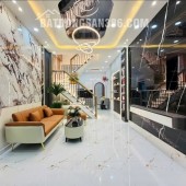  Một căn nhà vừa đủ cho gia đình nhiều thế hệ - LH Xem nhà