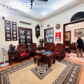 Nhà đẹp phố Cầu Giấy 54m 4T, MT 6.5m, Dân xây cực chắc, 13.9 tỷ