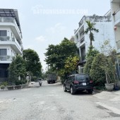 Bán nhà 3 tầng khu VIP bên sông Hiệp Bình Chánh Thủ Đức - 105m2  - Gần Gigamall - 10.45 Tỷ