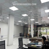 CHO THUÊ TÒA NHÀ 9 TẦNG - MẶT TIỀN RỘNG - VỈA HÈ THOÁNG - GIÁ CHỈ 120TR/THÁNG