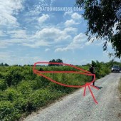 KẸT  TIỀN CẦN BÁN LÔ ĐẤT 2 MẶT TIỀN :DT 8M X 86= 688M2 CHỈ 1.6 TỶ. LH:0903198949.