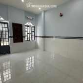 HIẾM - Trần Xuân Soạn sát cầu Nguyễn Khoái - 4.5 x 12M - BTCT kiên cố 3PN