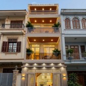 GIÁ 10. x TỶ- QUẬN 7- SÁT PHÚ MỸ HƯNG- NHÀ MỚI 4 TẦNG- DT 60M2- MẶT TIỀN ĐƯỜNG XE TẢI