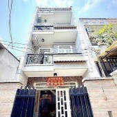 Gần ngã tư bốn xã - 4 tầng - 4 phòng ngủ - sát Tân phú - nhỉnh 4.9 tỷ (tl)