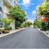 KHU PHÂN LÔ - ĐỒNG BỘ 
Đường rộng 12M - THÔNG RẠCH XUYÊN TÂM 
KÊNH BẾN CÁT + THAM LƯƠNG 
DT đất : 90M² - NGANG 6M - Dài 14 
Chỉ : 9T.Ỷ 5 TL