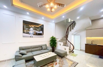 ĐA SỸ KIẾN HƯNG HÀ ĐÔNG _Ô TÔ  DT 40m2 _ MT 4.5 m x NHỈNH 8 ĐỒNG