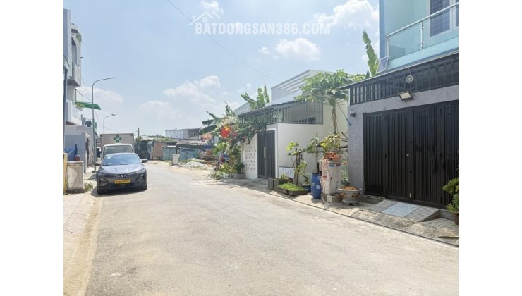 NHÀ MỚI HẺM XE HƠI 4 TẦNG 61M2, ĐƯỜNG NGÔ CHÍ QUỐC, BÌNH CHIỂU, 5.5TỶ.