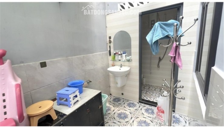 NHÀ GIÁ TỐT – 70M² – Ở NGAY - 3.35 Tỷ - Gần chợ Tam Bình - Chung cư Saigon Avenue