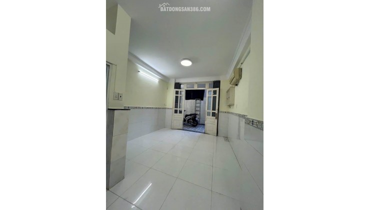 Nhà 27m2, 2 tầng, 2PN, nở hậu, sổ hồng, Q7, Tân Kiểng, Trần Xuân Soạn, 3.9 tỷ.