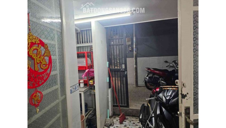 Bán nhà 35m2 Nguyễn Văn Quỳ, Q.7, 3.6 tỷ. LH: 0947283834
