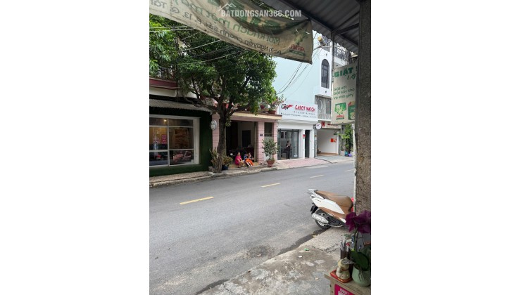 Sang nhượng tiệm Giặt tại Phường Tân Bình, TP.HCM