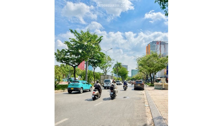 Bình Thạnh HẺM XE TẢI 6m - SÁT QUẬN 1 - gần nhiều Đại học. chào 14,3 TỶ TL