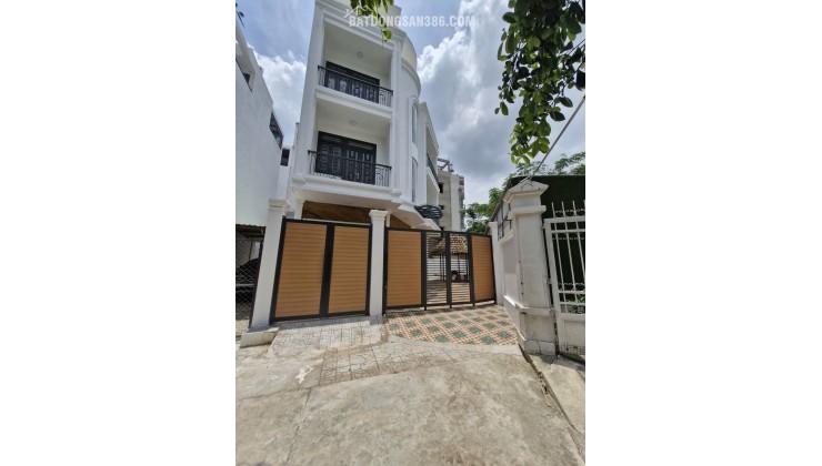 NHÀ PHỐ KIỂU BIỆT THỰ CÓ SÂN VƯỜN TẠI GÒ VẤP - 215M2 CHỈ 17.5 TỶ. LH:0963492727.