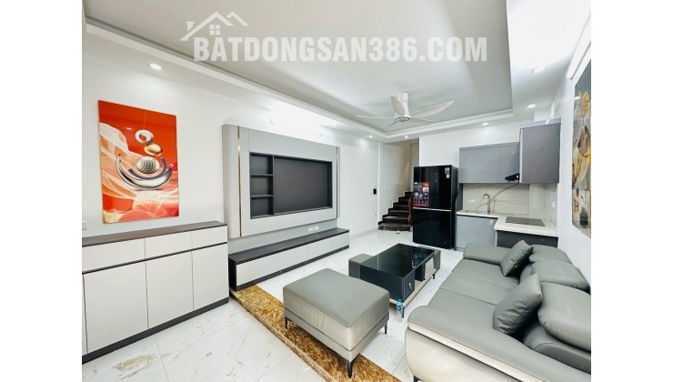  TRUNG TÂM ĐỐNG ĐA - NHÀ ĐẸP MỚI LONG LANH  - NGÕ THÔNG RA HỒ ĐẮC DI - 