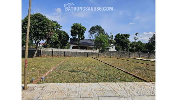 100m2 full thổ ngay sát trục Hồ tây -Ba vì ,QL 21A,Ngay cạnh CNC Hòa lạc ,ĐH Quốc gia