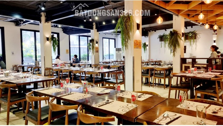 Bán gấp nhà Mặt Phố Tông Đản Hoàn Kiếm 750m2 mặt tiền 21m thang máy 700tr/1m2