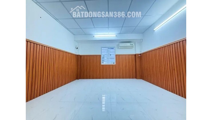 Bán nhà ngõ Bùi Văn Ba, Q.7, 28m², 2 tầng, 2PN, Sổ Hồng, 4.5 tỷ. LH 0947283834