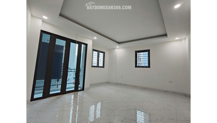 Bán nhà 5T Miêu Nha Tây Mỗ DT33m2, MT4.1m, lô góc, 6.5 tỷ Nam Từ Liêm