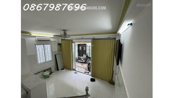 Nhà 2 tầng Lê Đại Hành _ GÓC 2 MẶT THOÁNG ( hẻm 2 xe máy 2,3m ) Giá: 2,45 tỷ
