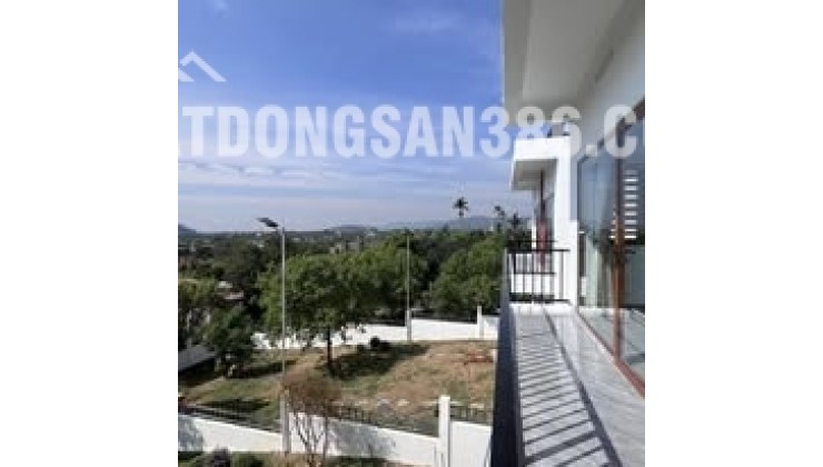 BIỆT THỰ NGHỈ DƯỠNG GIỮA KHÔNG GIAN XANH – SẴN NỘI THẤT, VÀO Ở NGAY