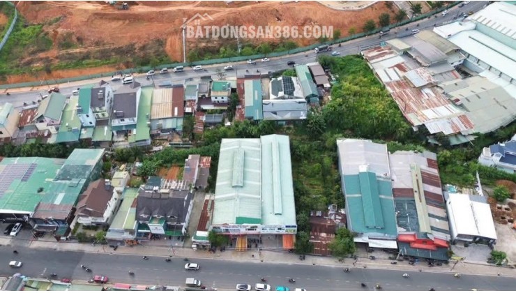 BÁN ĐẤT MẶT TIỀN NGUYỄN CÔNG TRỨ