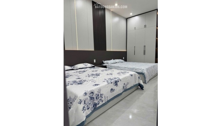 Siêu Phẩm Mặt Tiền Lê Độ 82m2 Nhà 3 Tầng 5 Phòng Ngủ Giá 16.6 Tỷ