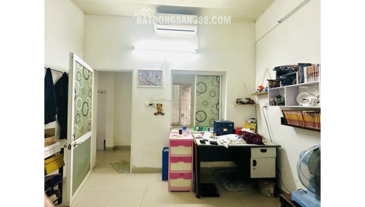 Nhà Lê Văn Hiến 5.68 tỷ, ô tô tránh nhau, 51tr/m2, 3PN, vị trí trung tâm
