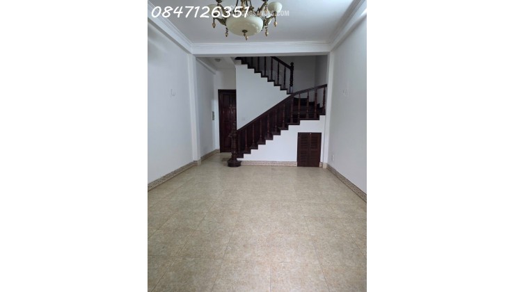 View Mặt hồ Trần Duy Hưng 90/100m 5T, trung tâm tiện ích Cầu Giấy, 37.5 tỷ