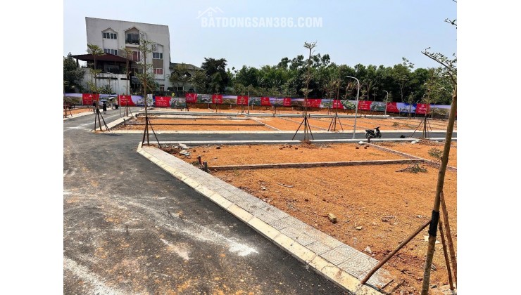 CHIẾT KHẤU SÂU LÔ ĐẤT 2 MẶT TIỀN KHU TRẠI LÁNG