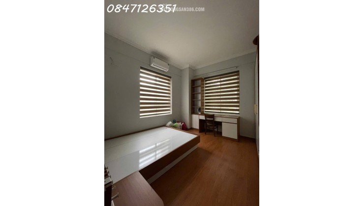 Căn góc Vinaconex 3 Trương Công Giai, Cầu Giấy 109m 3PN nội thất siêu VIP, hơn 10 tỷ