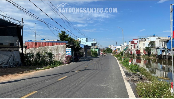 BÁN ĐẤT – TẶNG NHÀ KIÊN CỐ, VÀO Ở NGAY Sơn Thủy Tây – Giao Hà cũ (nay thuộc Giao Phúc)