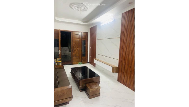  NHÀ ĐẸP PHỐ TRẠM – ĐÀM QUANG TRUNG – BÁT KHỐI 