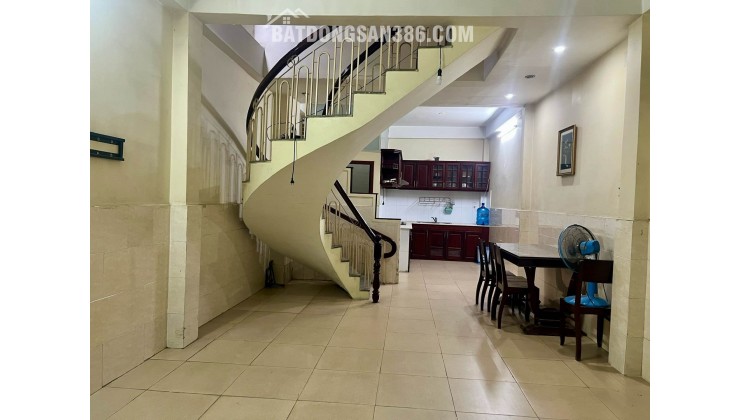NHÀ 2 LẦU - PHƯỜNG 26 - BÌNH THẠNH - HẺM XE TẢI 5M - 3PN - GIÁ 7.6 TỶ TL.