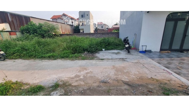 Chủ cần tiền giải quyết công việc nên giảm giá cực sâu lô đất tại thôn Quan Âm, Bắc Hồng. (Phúc Thịnh) Đông Anh, Hà Nội.