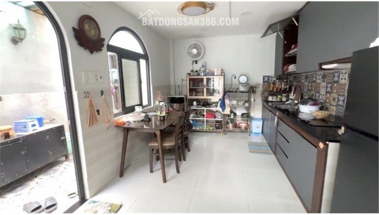 NHÀ GIÁ TỐT – 70M² – Ở NGAY - 3.35 Tỷ - Gần chợ Tam Bình - Chung cư Saigon Avenue