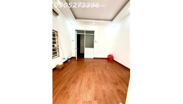 NGAY NGÃ TƯ PHÚ NHUẬN - 20m2 - 3 TẦNG - CĂN GÓC - 3.55 TỶ