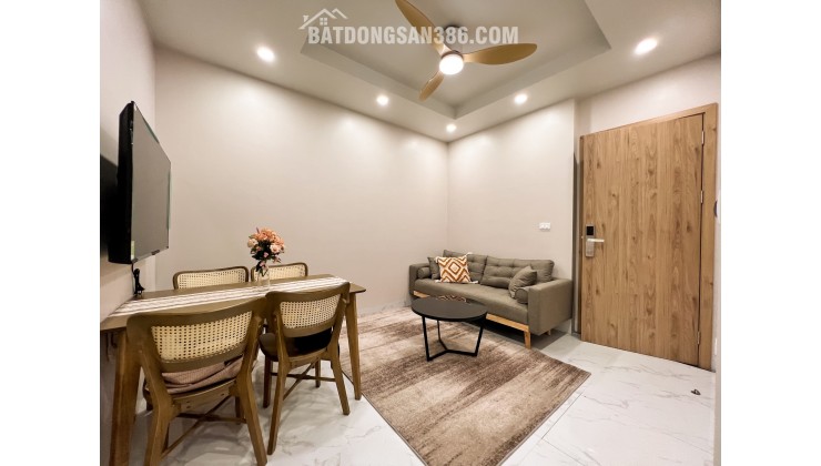 Cho thuê căn hộ dịch vụ 2 phòng ngủ tại Đội Cấn đầy đủ nội thất, dịch vụ dọn dẹp