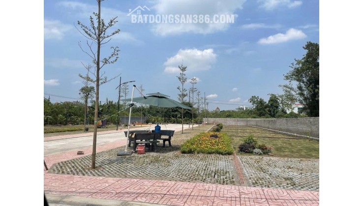 lô đất xây trọ cạnh chợ hoà lạc – dòng tiền sẵn, nằm trong khu dân cư