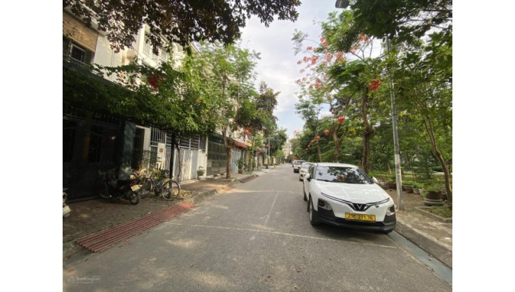 Bán nhà chính chủ khu đô thị Vân Canh, Hoài Đức. 110 tỷ /400m2