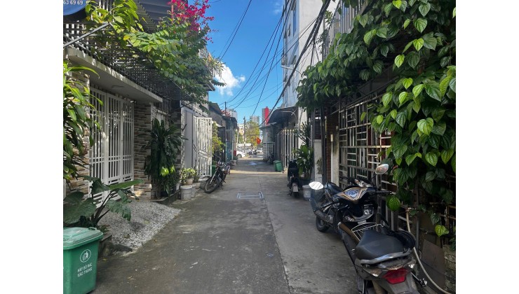  Nhà cấp 4 gác lửng khu Phó Đức Chính – Sơn Trà  ▪ Kiệt ô tô thông