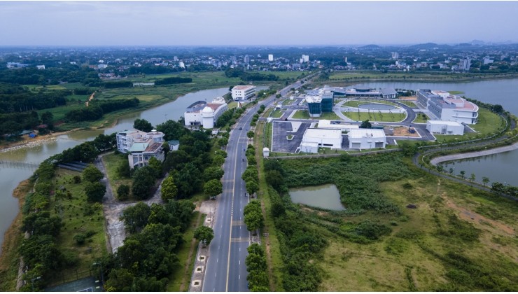 Đất đẹp như TDC, Full thổ 100m - Sát vách DH Quốc Gia - Vỉa hè - Kinh Doanh